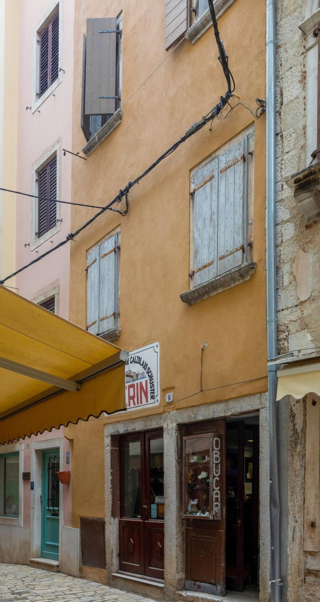 Appartamento Casa Kaligari History Rovigno Esterno foto